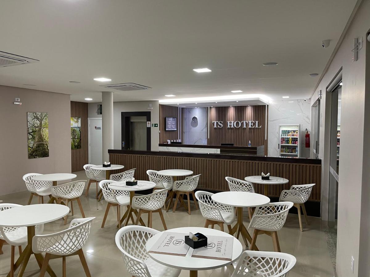 Ts Hotel Porteirinha المظهر الخارجي الصورة